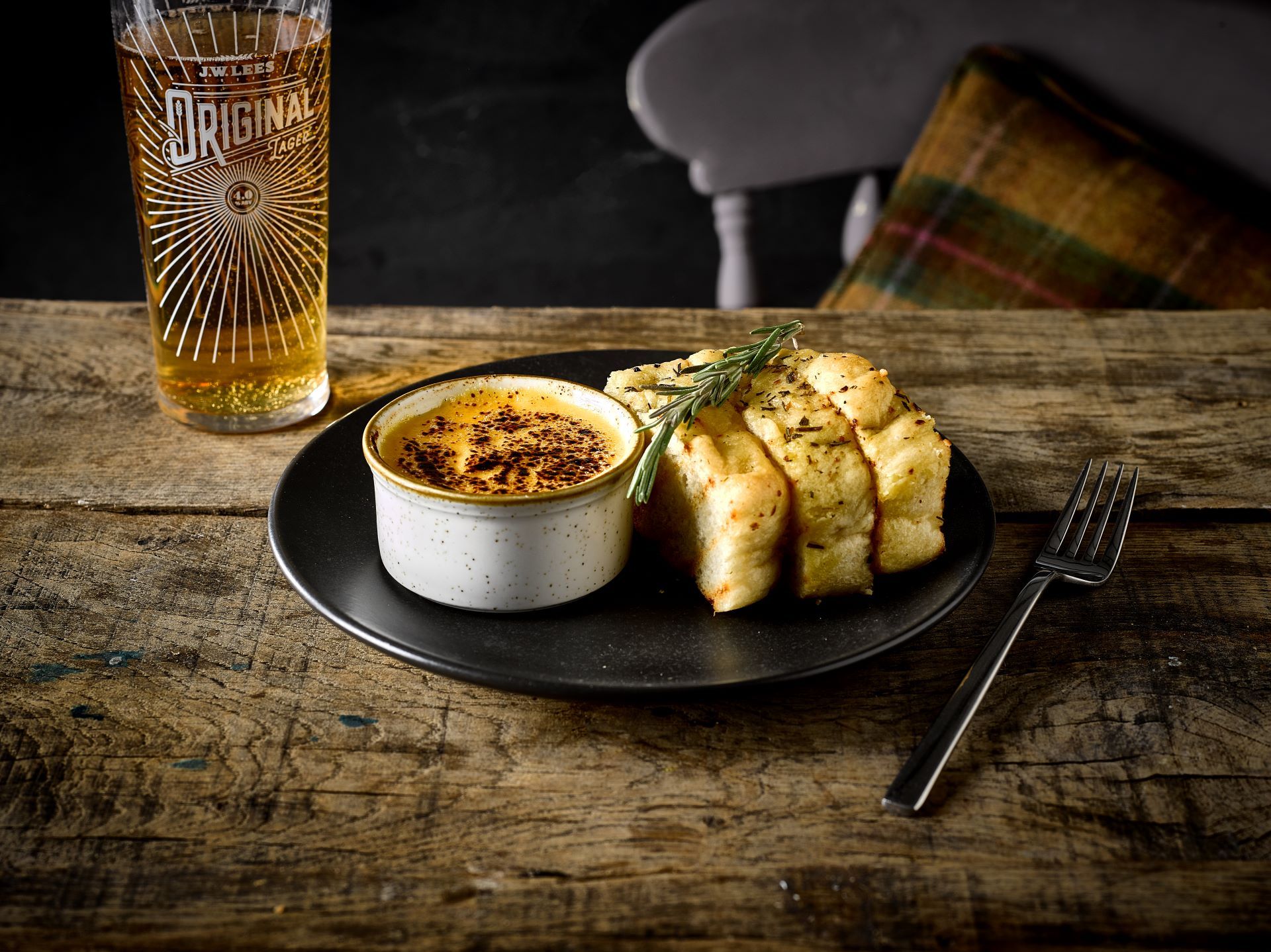 The Bridge Inn | Friendly local pub in Sale, Manchester